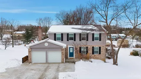 7689 Devonwood Dr, West Chester, OH 45069