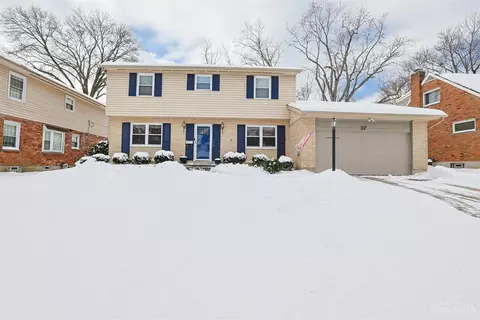 37 Hayden Dr, Greenhills, OH 45218