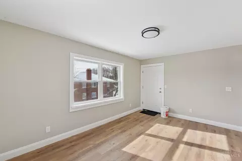 Living - 2668 Shaffer Ave, Cincinnati, OH 45211 photo 3 of 3