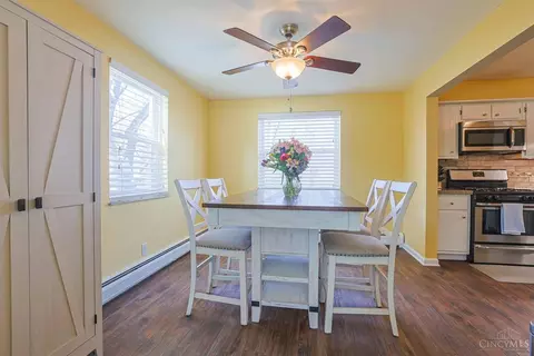 Dining - 360 E State Rd, Cleves, OH 45002 photo 1 of 3