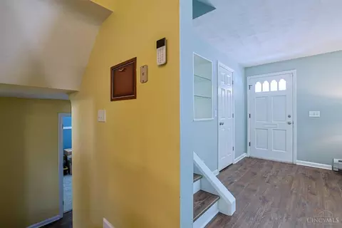 Entry Way - 360 E State Rd, Cleves, OH 45002 photo 1 of 2