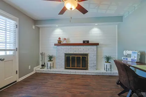 Living - 360 E State Rd, Cleves, OH 45002 photo 3 of 6