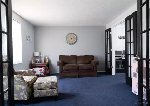 Entry Way - 11418 Lyncross Dr, Forest Park, OH 45240 photo 2 of 4