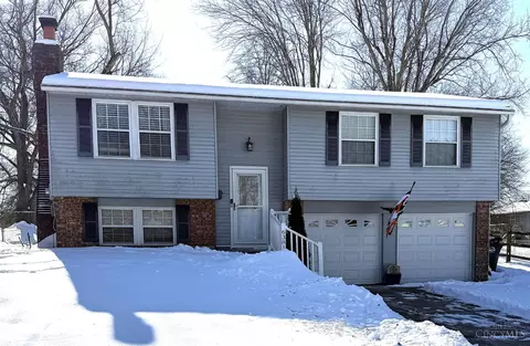6381 Beaconwood Dr, Anderson Twp, OH 45230