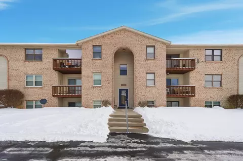 4326 Villa Dr, Blue Ash, OH 45242