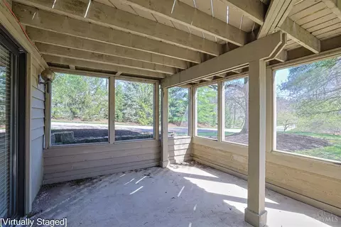 Exterior - 7 Falling Brook Ln, Blue Ash, OH 45241 photo 5 of 7