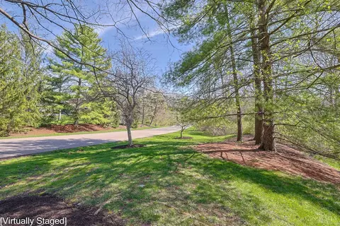 Exterior - 7 Falling Brook Ln, Blue Ash, OH 45241 photo 7 of 7