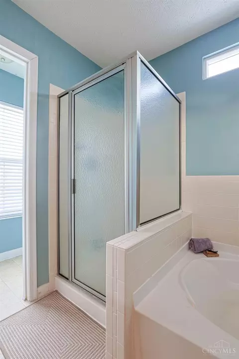 Bath - 449 Lyness Ave, Harrison, OH 45030 photo 3 of 5