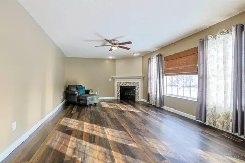 Living - 449 Lyness Ave, Harrison, OH 45030 photo 4 of 7