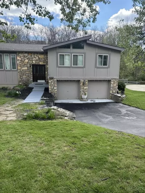 3899 Ridgedale Dr, Cincinnati, OH 45247