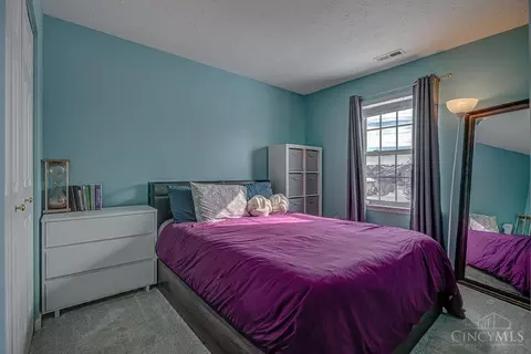 Bedroom - 110 Kitty Hawk Dr, Springboro, OH 45066 photo 5 of 5