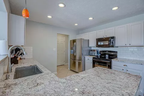 Kitchen - 110 Kitty Hawk Dr, Springboro, OH 45066 photo 5 of 5