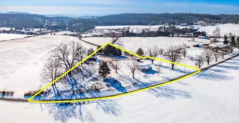 2090 Dutch Thomas Rd, Peebles, OH 45660