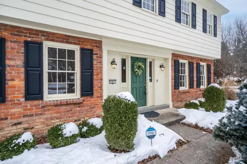 987 Chesterton Way, Anderson Twp, OH 45230