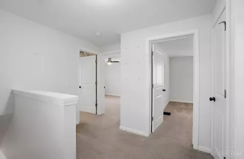 Entry Way - 4207 Simpson Ave, Cincinnati, OH 45227 photo 1 of 2