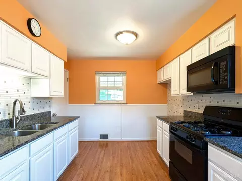 451 Kitty Ln, Cincinnati, OH 45238 photo 5