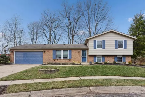8819 Pembrooke St, Maineville, OH 45039