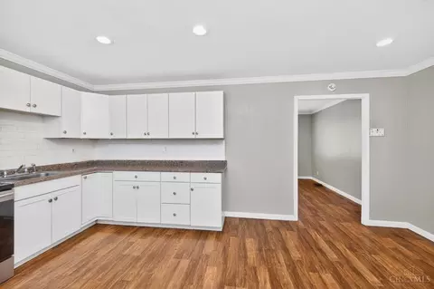 2544 Impala Dr, Cincinnati, OH 45231 photo 10