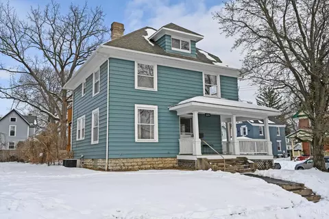 6124 Clephane Ave, Cincinnati, OH 45227