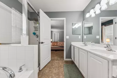 Entry Way - 4147 Gensen Loop, Cincinnati, OH 45245 photo 3 of 3