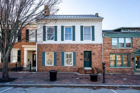 23 Broadway St, Lebanon, OH 45036