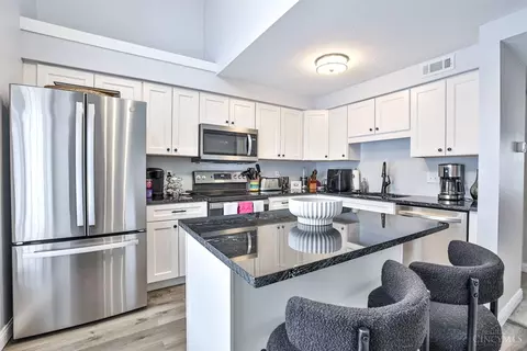 7872 Hackney Cir, Maineville, OH 45039 photo 12