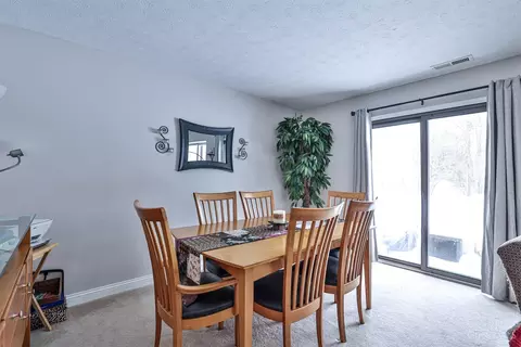 7872 Hackney Cir, Maineville, OH 45039 photo 9