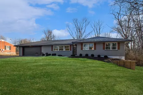 5588 Kay Dr, Milford, OH 45150