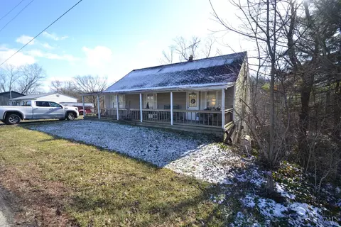 6614 Ashridge Arnheim Rd, Georgetown, OH 45121