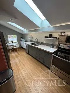 Kitchen - 6017 Bramble Ave, Cincinnati, OH 45227 photo 11 of 12