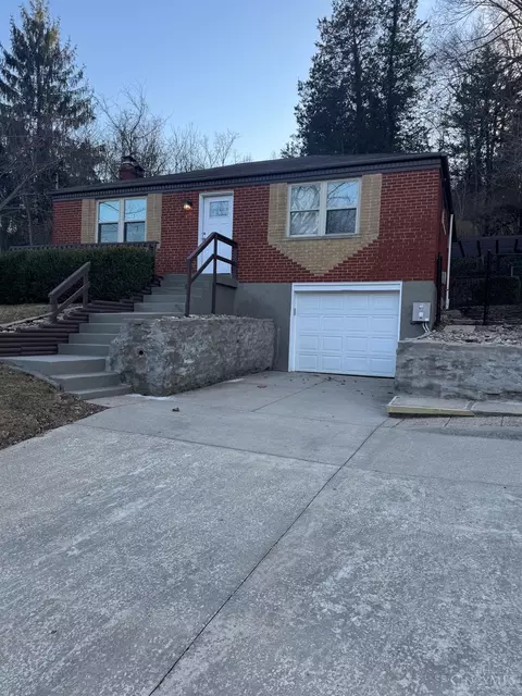 6903 Taylor Rd, Cincinnati, OH 45248