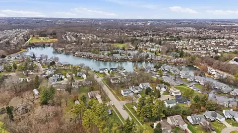 View/Area - 758 Stoneharbor Ln, Hamilton Township, OH 45039 photo 4 of 10