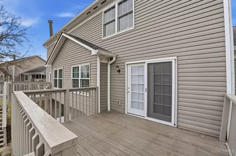 Exterior - 758 Stoneharbor Ln, Hamilton Township, OH 45039 photo 6 of 7