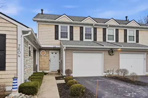 Other - 758 Stoneharbor Ln, Hamilton Township, OH 45039 photo 2 of 14