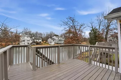 Exterior - 758 Stoneharbor Ln, Hamilton Township, OH 45039 photo 4 of 7