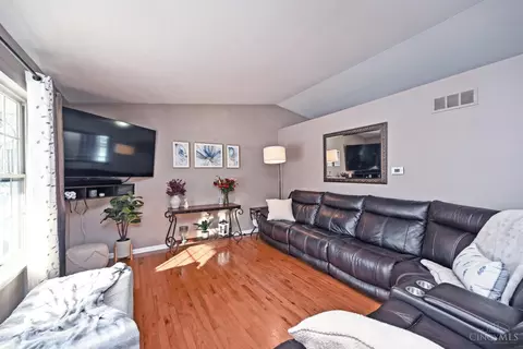Living - 1554 Denny Dr, Amelia, OH 45102 photo 2 of 4
