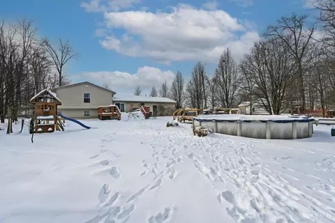 Exterior - 1554 Denny Dr, Amelia, OH 45102 photo 11 of 11