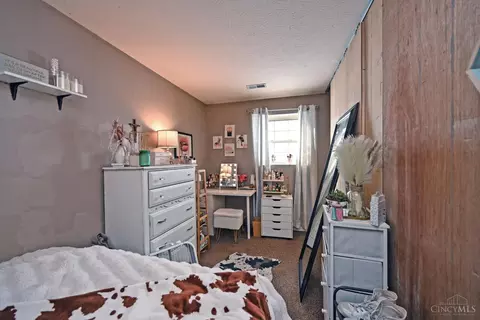 Bedroom - 1554 Denny Dr, Amelia, OH 45102 photo 12 of 12