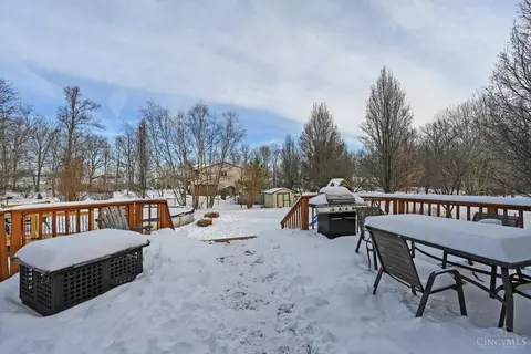 Exterior - 1554 Denny Dr, Amelia, OH 45102 photo 5 of 11