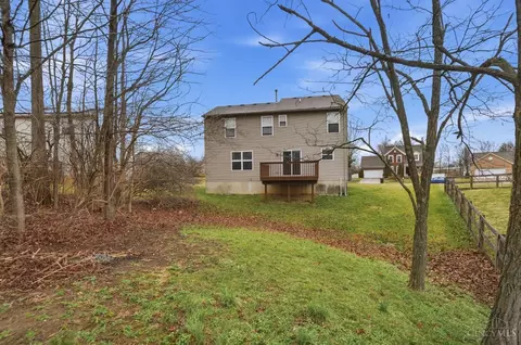 Exterior - 637 Ellen Dr, Cincinnati, OH 45255 photo 8 of 11