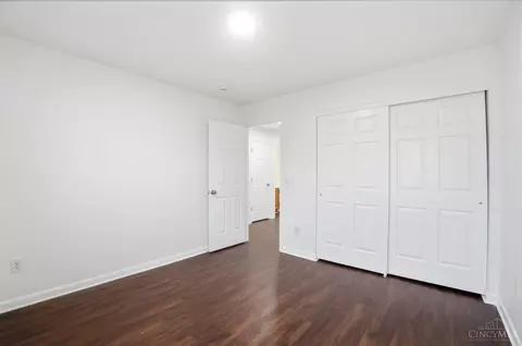 Bedroom - 637 Ellen Dr, Cincinnati, OH 45255 photo 3 of 3