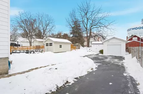 Exterior - 3902 Taft Ave, Cheviot, OH 45211 photo 6 of 10