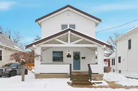 Exterior - 3902 Taft Ave, Cheviot, OH 45211 photo 2 of 10