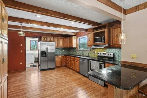 208 Irvin Rd, Blanchester, OH 45107 photo 9