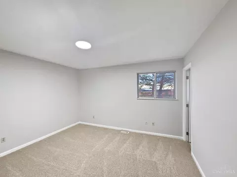 Bedroom - 1632 Forester Dr, Cincinnati, OH 45240 photo 7 of 7
