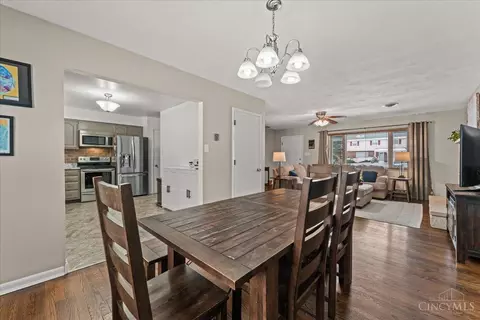 3905 Springoak Dr, Cincinnati, OH 45248 photo 8