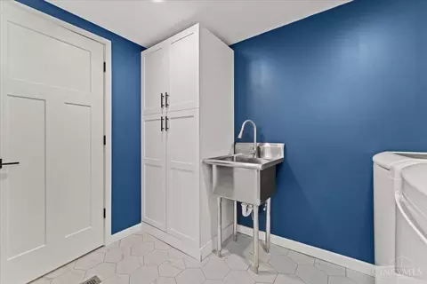 3905 Springoak Dr, Cincinnati, OH 45248 photo 31