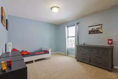 Bedroom - 1539 Sefton Dr, Harrison, OH 45030 photo 4 of 7