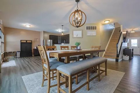 Dining - 1539 Sefton Dr, Harrison, OH 45030 photo 3 of 3