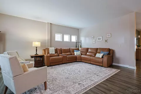 Living - 1539 Sefton Dr, Harrison, OH 45030 photo 1 of 2